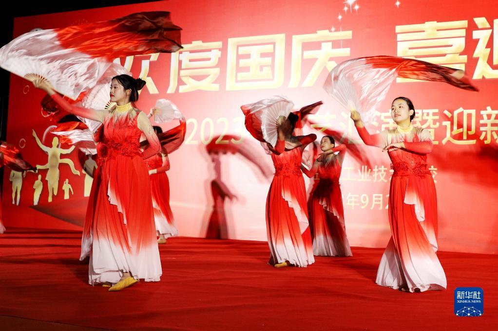 左右棋牌大全